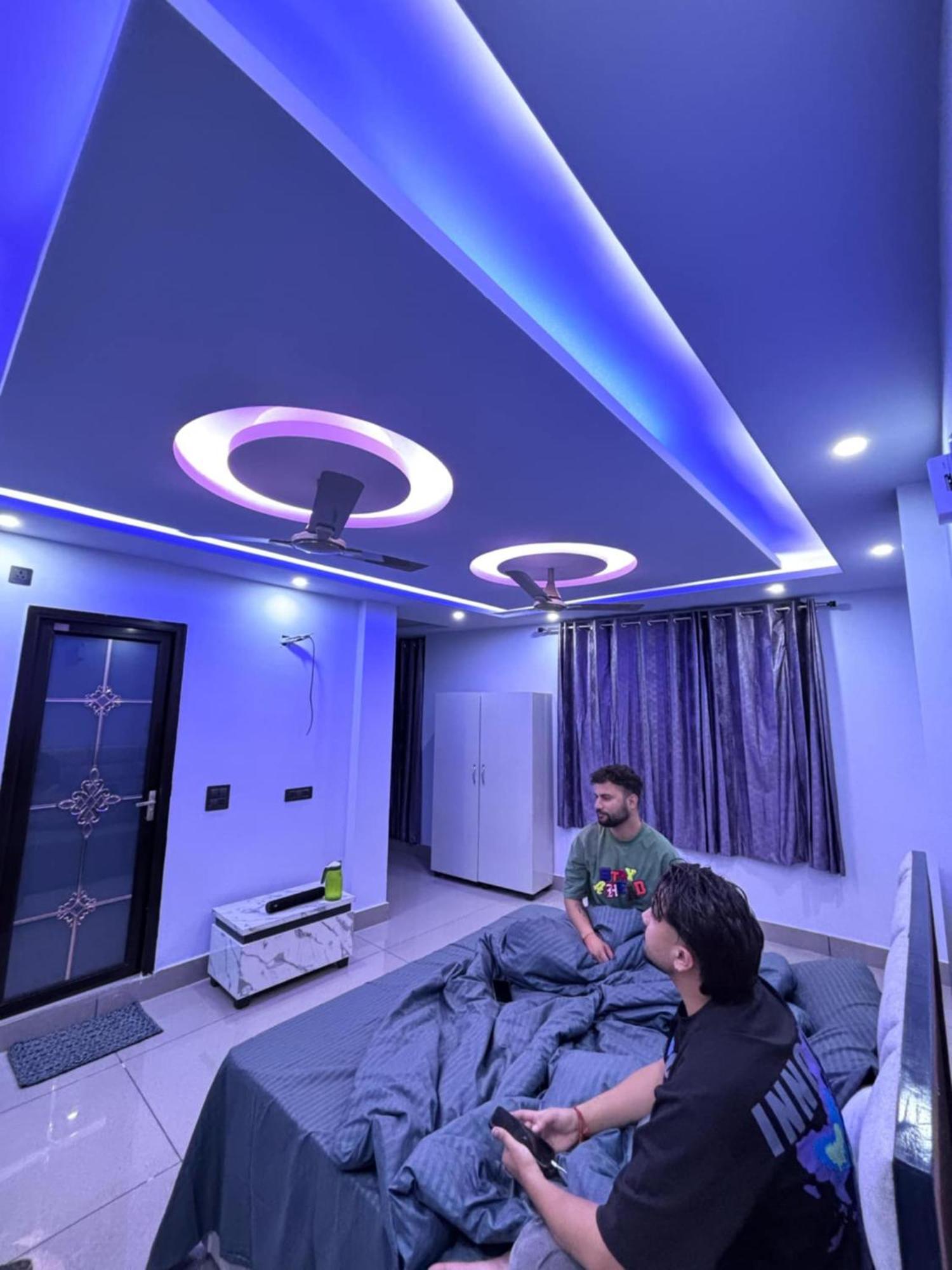 Hotel Paradise Palm Ришикеш Экстерьер фото