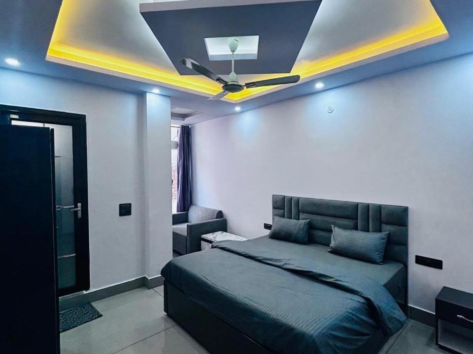 Hotel Paradise Palm Ришикеш Экстерьер фото